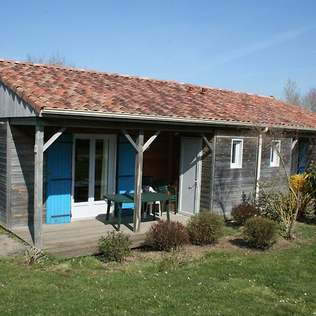Terres De France - Natura Resort Pescalis Moncoutant Exterior photo
